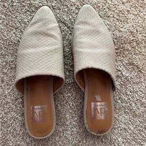 DV by Dolce Vita Textured Cream Mules